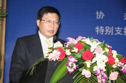 王偉:積極推進紡織工業轉型升級 王偉:積極推進紡織工業轉型升級